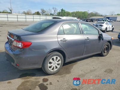 Trzecie zdjęcie samochodu z tyłu: 2011 TOYOTA COROLLA LE VIN:JTDBU4EE3BJ097457 - miniatura