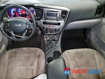 Zdjęcie 8 z 12 samochodu: 2013 KIA OPTIMA LX VIN:5XXGM4A77DG166753 - miniatura