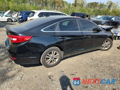 Trzecie zdjęcie samochodu z tyłu: 2017 HYUNDAI SONATA SE VIN:5NPE24AF3HH497652 - miniatura