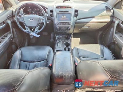Zdjęcie 8 z 13 samochodu: 2014 KIA SORENTO SX LIMITED VIN:5XYKWDA7XEG444806 - miniatura
