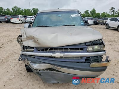 Piąte zdjęcie samochodu w środku: 2002 CHEVROLET SILVERADO C1500 VIN:2GCEC19V621256880 - miniatura