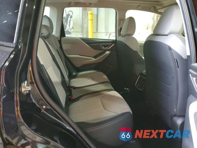Zdjęcie 11 z 14 samochodu: 2021 SUBARU FORESTER PREMIUM VIN:JF2SKAJC2MH440750 - miniatura