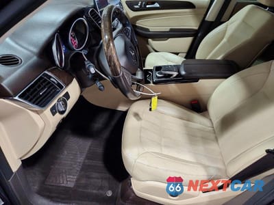Zdjęcie 7 z 13 samochodu: 2016 MERCEDES-BENZ GLE 350 VIN:4JGDA5JB3GA695179 - miniatura