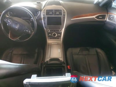 Zdjęcie 8 z 13 samochodu: 2017 LINCOLN MKZ RESERVE VIN:3LN6L5E98HR603369 - miniatura