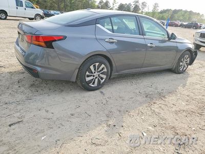 Trzecie zdjęcie samochodu z tyłu: 2019 NISSAN ALTIMA 2.5 S VIN:1N4BL4BV5KC138754 - miniatura