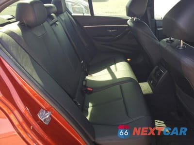 Zdjęcie 10 z 13 samochodu: 2018 BMW 330 I VIN:WBA8B9C58JEE81077 - miniatura