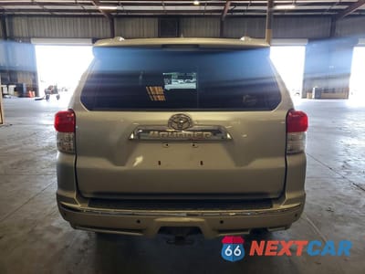 Zdjęcie 6 z 13 samochodu: 2011 TOYOTA 4RUNNER SR5 VIN:JTEZU5JR4B5032506 - miniatura