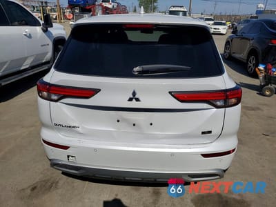 Zdjęcie 6 z 13 samochodu: 2023 MITSUBISHI OUTLANDER SE VIN:JA4J3UA83PZ030178 - miniatura