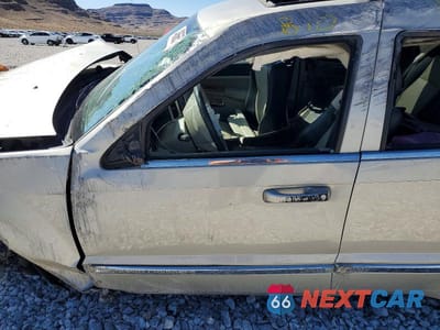 Zdjęcie 7 z 12 samochodu: 2008 JEEP GRAND CHEROKEE LIMITED VIN:1J8HR58278C107626 - miniatura