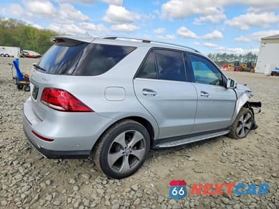 Trzecie zdjęcie samochodu z tyłu: 2017 MERCEDES-BENZ GLE 350 4MATIC VIN:4JGDA5HB3HA835352 - miniatura