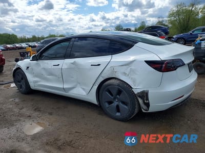 Drugie zdjęcie samochodu z przodu: 2022 TESLA MODEL 3 VIN:5YJ3E1EB9NF110908 - miniatura