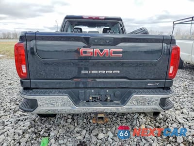 Zdjęcie 6 z 12 samochodu: 2022 GMC SIERRA K3500 SLT VIN:1GT49UEY8NF232329 - miniatura