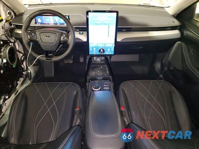 Zdjęcie 8 z 14 samochodu: 2021 FORD MUSTANG MACH-E SELECT VIN:3FMTK1SS1MMA41277 - miniatura