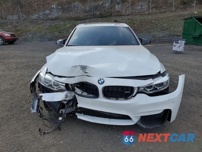 Piąte zdjęcie samochodu w środku: 2017 BMW M3 VIN:WBS8M9C32H5G85808 - miniatura