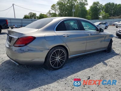 Trzecie zdjęcie samochodu z tyłu: 2020 MERCEDES-BENZ C 300 VIN:W1KWF8DB0LR595151 - miniatura