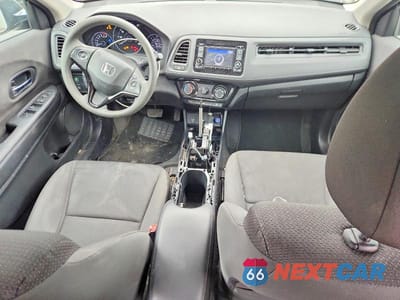 Zdjęcie 8 z 12 samochodu: 2019 HONDA HR-V LX VIN:3CZRU6H35KG704295 - miniatura