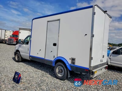 Drugie zdjęcie samochodu z przodu: 2023 FORD E350 REFRIGERATED BOX TRUCK VIN:1FDWE3FK9PDD14783 - miniatura