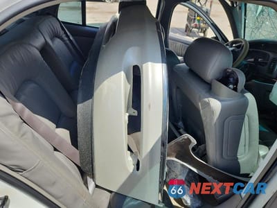 Zdjęcie 12 z 13 samochodu: 2000 BUICK PARK AVENUE VIN:1G4CW52K1Y4128108 - miniatura
