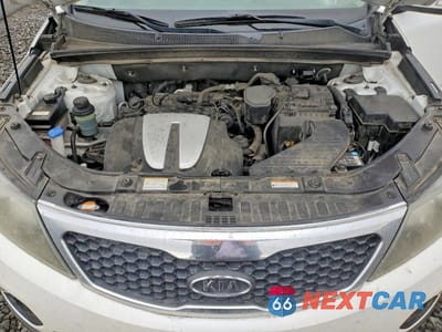 Zdjęcie 12 z 13 samochodu: 2014 KIA SORENTO EX VIN:5XYKUDA27BG023387 - miniatura