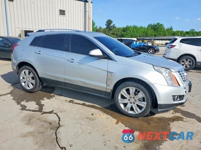 Czwarte zdjęcie samochodu z boku: 2015 CADILLAC SRX PERFORMANCE COLLECTION VIN:3GYFNCE35FS613081 - miniatura