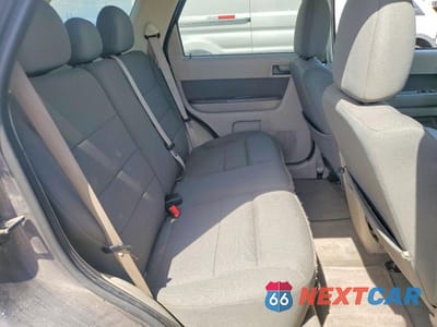 Zdjęcie 10 z 12 samochodu: 2010 FORD ESCAPE XLT VIN:1FMCU0D73AKA29955 - miniatura