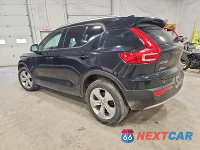Drugie zdjęcie samochodu z przodu: 2020 VOLVO XC40 T5 MOMENTUM VIN:YV4162UK5L2323704 - miniatura