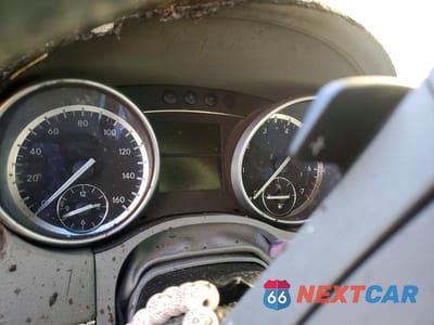 Zdjęcie 9 z 12 samochodu: 2010 MERCEDES-BENZ GL 450 4MATIC VIN:4JGBF7BE6AA547886 - miniatura