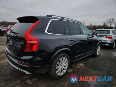Czwarte zdjęcie samochodu z boku: 2016 VOLVO XC90 T6 VIN:YV4A22PK0G1012877 - miniatura