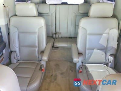 Zdjęcie 10 z 13 samochodu: 2015 CHEVROLET SUBURBAN K1500 LTZ VIN:1GNSKKKC7FR280551 - miniatura