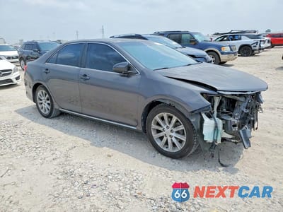 Czwarte zdjęcie samochodu z boku: 2012 TOYOTA CAMRY XLE VIN:4T4BF1FK4CR203817 - miniatura