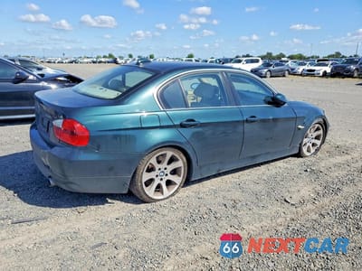 Trzecie zdjęcie samochodu z tyłu: 2008 BMW 335 I VIN:WBAVB73548P102112 - miniatura
