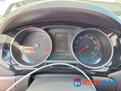 Zdjęcie 9 z 12 samochodu: 2015 VOLKSWAGEN JETTA TDI VIN:3VWLA7AJ3FM293549 - miniatura