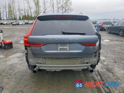 Zdjęcie 6 z 14 samochodu: 2018 VOLVO XC60 T5 VIN:LYV102RK4JB078452 - miniatura
