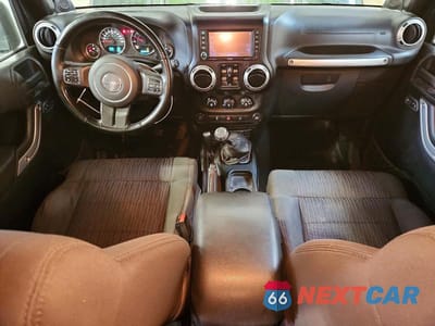 Zdjęcie 8 z 13 samochodu: 2011 JEEP WRANGLER UNLIMITED SAHARA VIN:1J4BA5H16BL620752 - miniatura