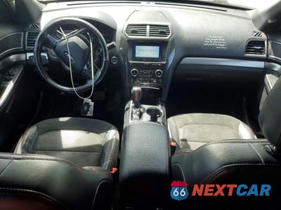 Zdjęcie 8 z 13 samochodu: 2018 FORD EXPLORER XLT VIN:1FM5K8D82JGB29408 - miniatura
