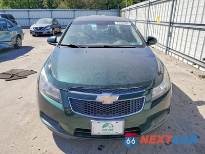 Piąte zdjęcie samochodu w środku: 2014 CHEVROLET CRUZE LT VIN:1G1PC5SB1E7279080 - miniatura