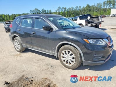 Czwarte zdjęcie samochodu z boku: 2017 NISSAN ROGUE S VIN:JN8AT2MT4HW405383 - miniatura