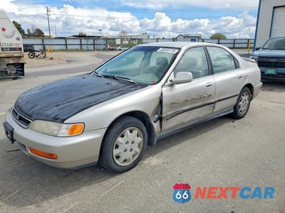 1997 HONDA ACCORD LX JHMCD563XVC009986 - główne zdjęcie licytacji z USA - miniatura