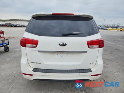 Zdjęcie 6 z 12 samochodu: 2016 KIA SEDONA LX VIN:KNDMB5C19G6131321 - miniatura