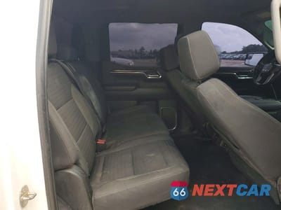 Zdjęcie 10 z 11 samochodu: 2022 GMC SIERRA K1500 SLE VIN:3GTPUBEK7NG625457 - miniatura