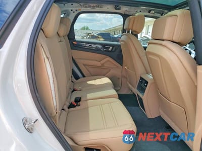 Zdjęcie 11 z 14 samochodu: 2023 PORSCHE CAYENNE BASE VIN:WP1AA2AY4PDA10498 - miniatura
