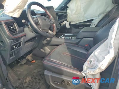 Zdjęcie 7 z 13 samochodu: 2024 FORD EXPEDITION LIMITED VIN:1FMJU2A80REB14035 - miniatura