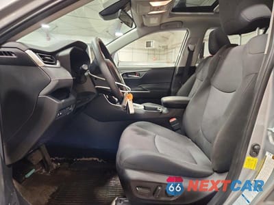 Zdjęcie 7 z 13 samochodu: 2021 TOYOTA RAV4 HYBRID XLE VIN:JTMRWRFV0MD128427 - miniatura
