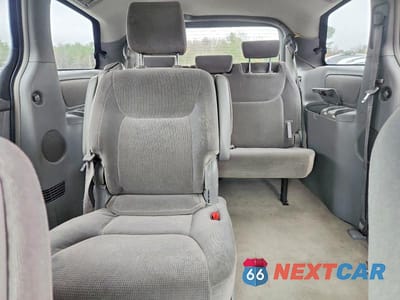 Zdjęcie 10 z 13 samochodu: 2004 TOYOTA SIENNA LE 7 PASSENGER VIN:5TDZA23C24S067045 - miniatura