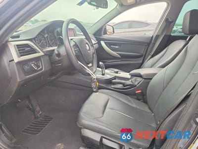 Zdjęcie 7 z 12 samochodu: 2018 BMW 320 I VIN:WBA8A9C53JAH14714 - miniatura
