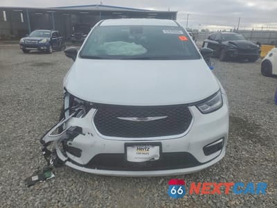 Piąte zdjęcie samochodu w środku: 2025 CHRYSLER PACIFICA SELECT VIN:2C4RC1BG4SR504042 - miniatura