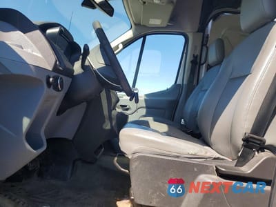 Zdjęcie 7 z 13 samochodu: 2018 FORD TRANSIT 250 DELIVERY VAN VIN:1FTYR2CM1JKB20818 - miniatura