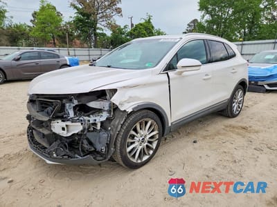 2017 LINCOLN MKC RESERVE 5LMCJ3C90HUL12094 - główne zdjęcie licytacji z USA - miniatura