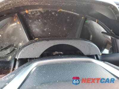 Zdjęcie 8 z 10 samochodu: 2019 HONDA CIVIC LX VIN:2HGFC2F67KH563023 - miniatura