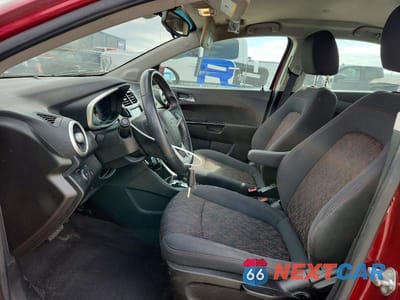 Zdjęcie 7 z 12 samochodu: 2018 CHEVROLET SONIC LT VIN:1G1JD5SH2J4116943 - miniatura